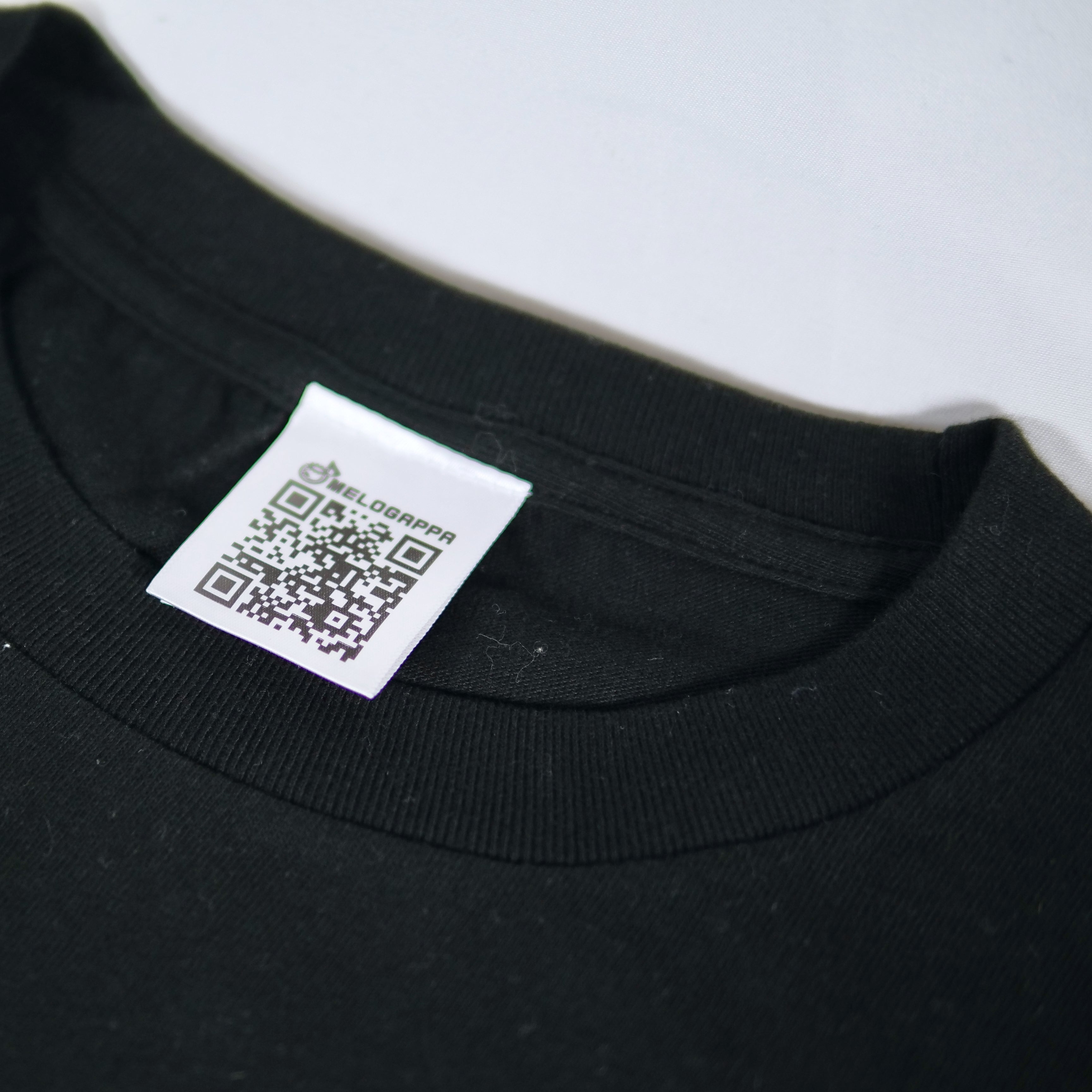 前も後ろも280Tシャツ