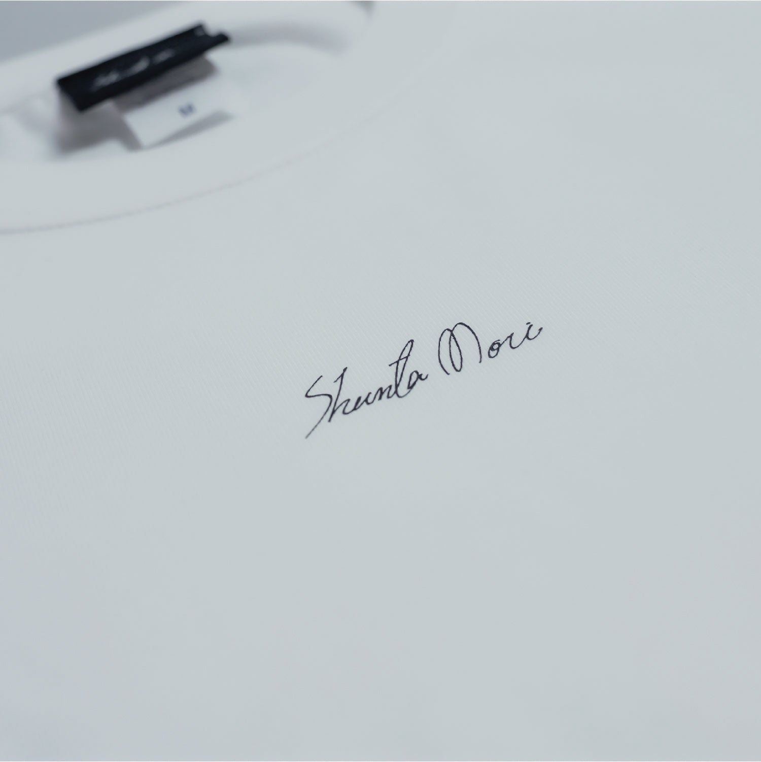 【販売終了】NANITABEMASU ロンT -SHIKAKU- White