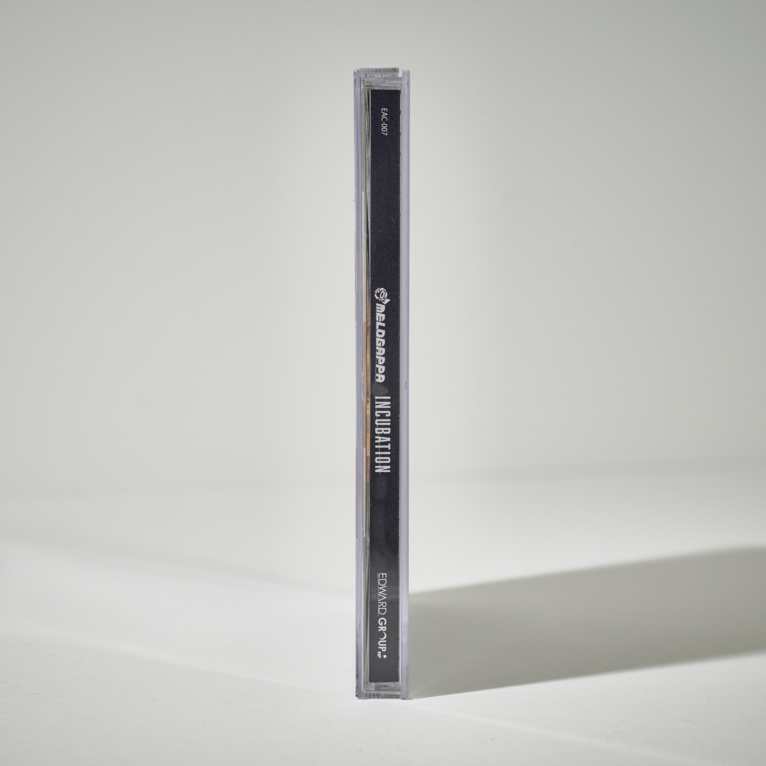 1st Mini Album 「INCUBATION」(LIVE音源ボーナストラック入りCD)