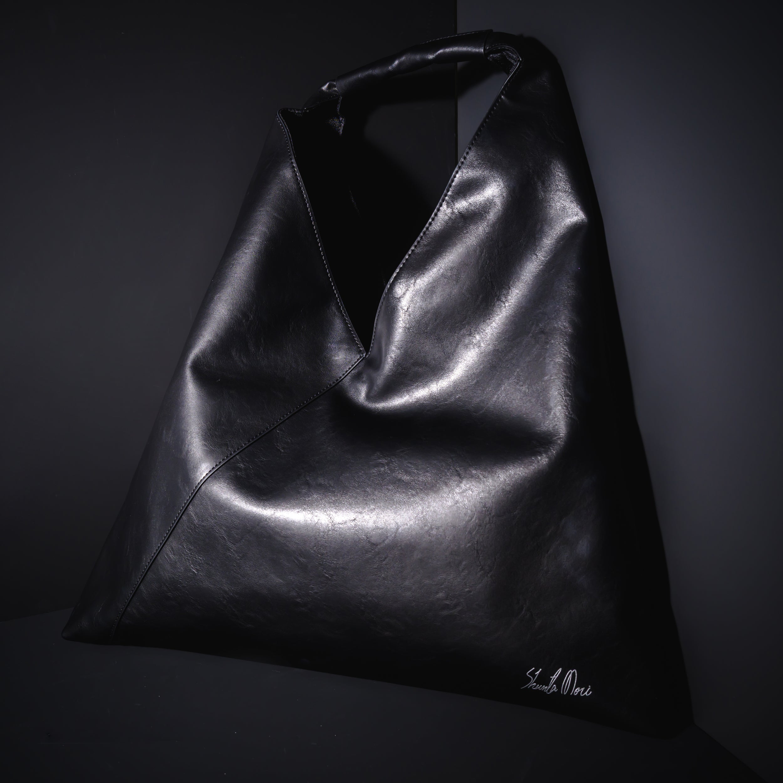 【抽選商品】Omusuviレザーバッグ BLACK